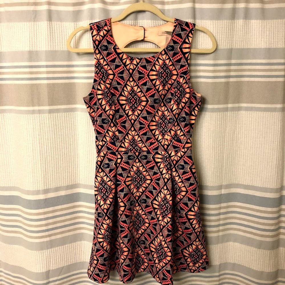 Forever 21 Contemporary Dress Pink Design Small